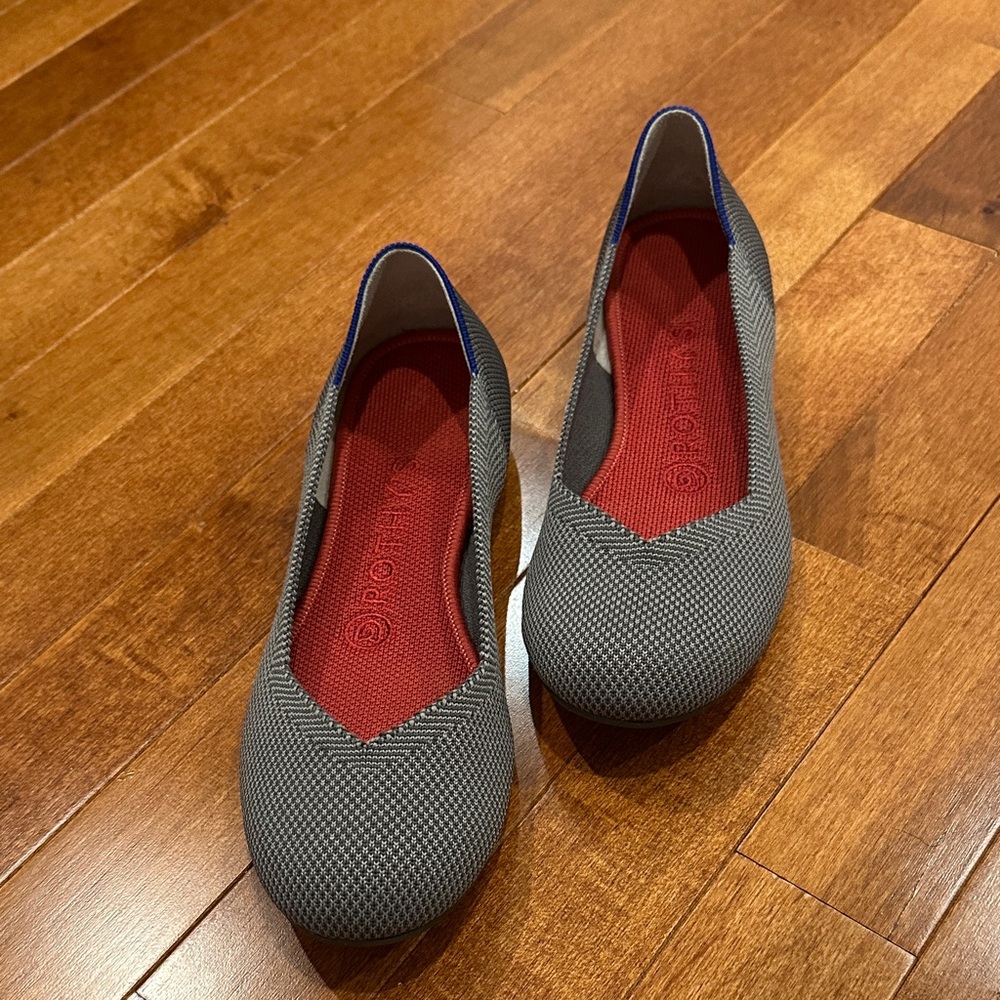 Rothy’s Flats in retired Gray with Red Insole